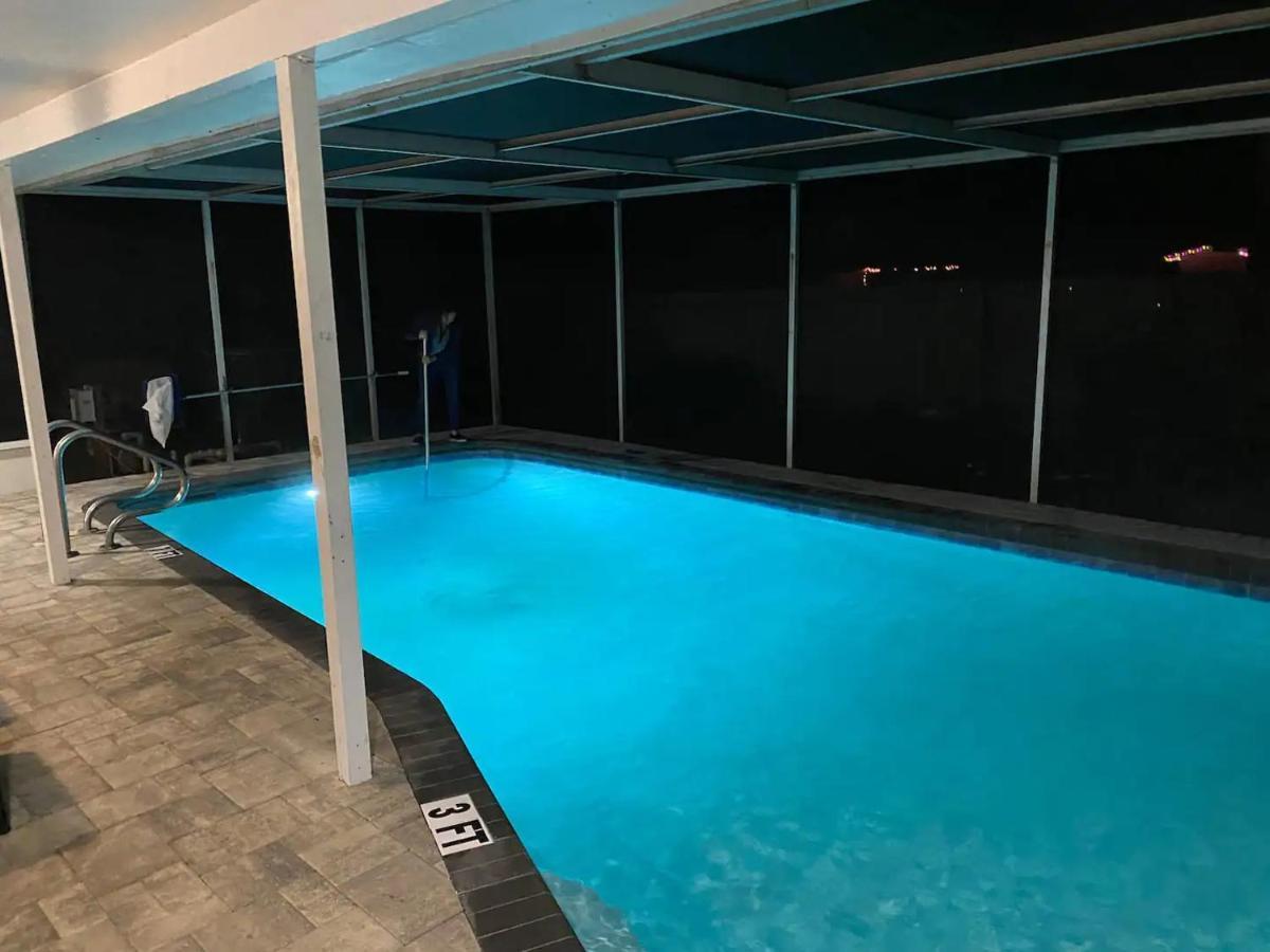 Spacious 5 Bedrooms 3 Bathrooms Family-Friendly Home With Heated Salt Pool Clearwater Bagian luar foto
