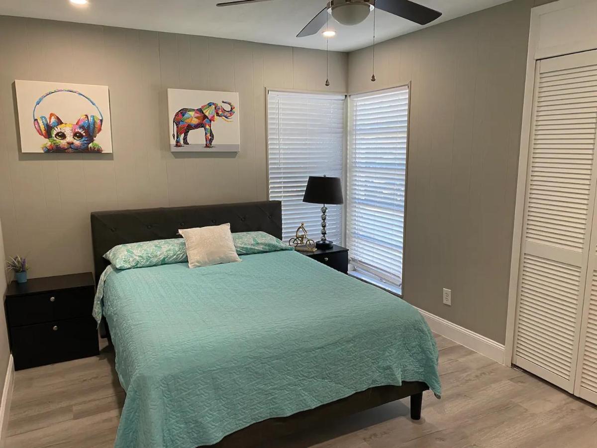 Spacious 5 Bedrooms 3 Bathrooms Family-Friendly Home With Heated Salt Pool Clearwater Bagian luar foto